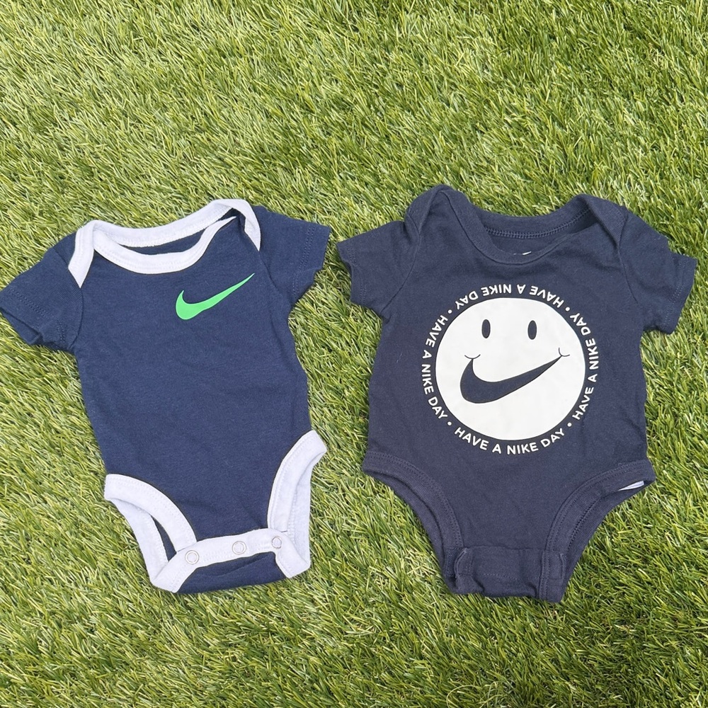 Nike Newborn set of 2 Navy Blue Bodysuit Set/Onesie